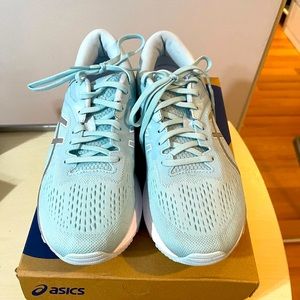 ASICS GT1000 10 Running Shoes